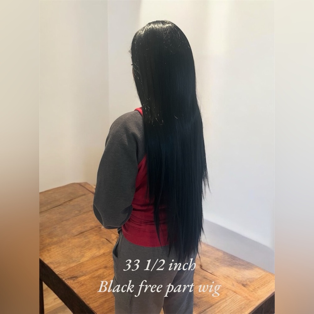 33 1/2 IN wig almost 34